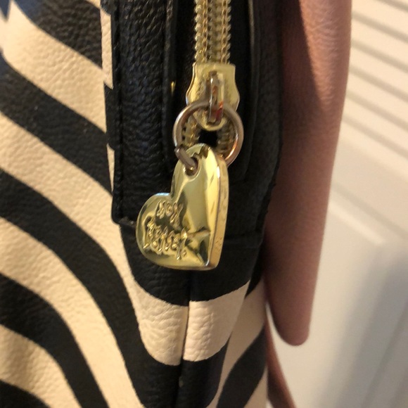 Betsey Johnson satchel faux leather - Picture 8 of 14